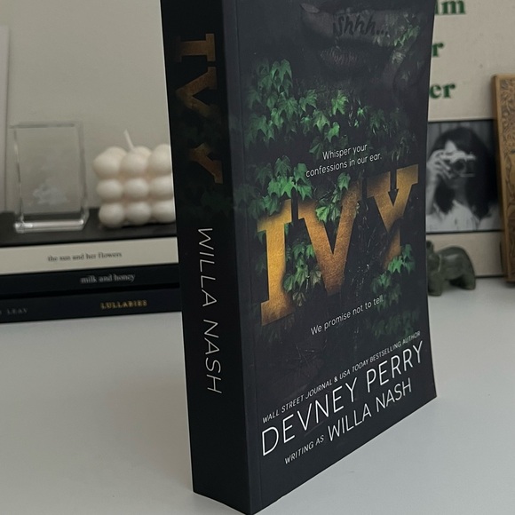 Ivy by Devney Perry (Paperback) - Picture 2 of 2